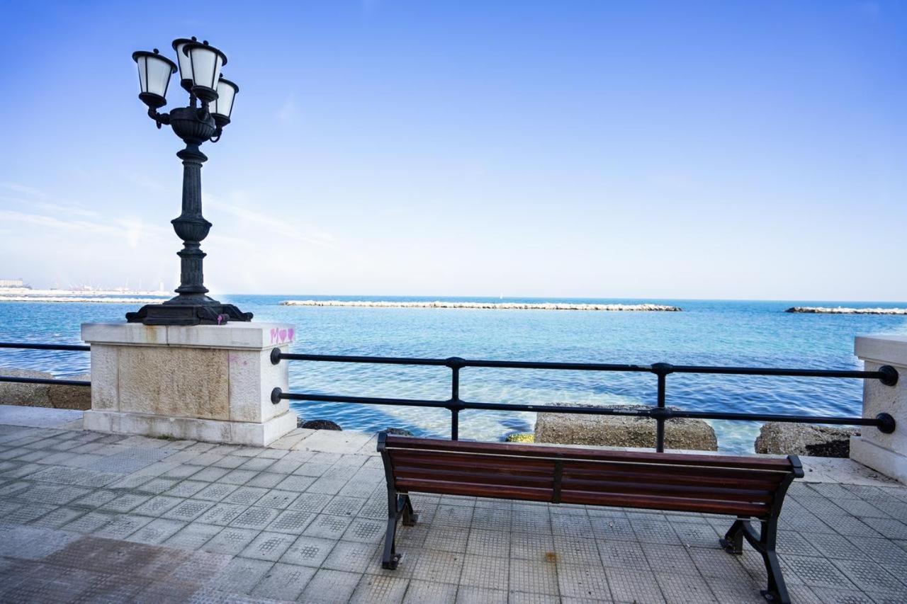 Sea Luxor Apartment Bari Exterior photo